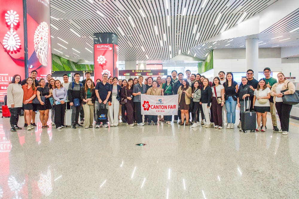 An Avian corporate delegation at the Canton Fair, China
